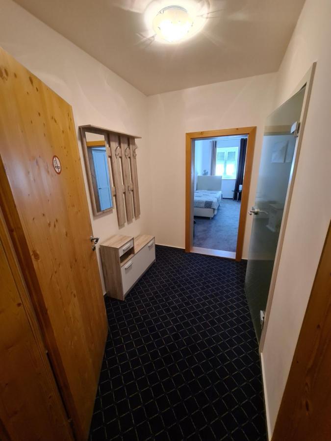 Hotel & Gasthof Zur Post Neumarkt-Sankt Veit Exterior foto